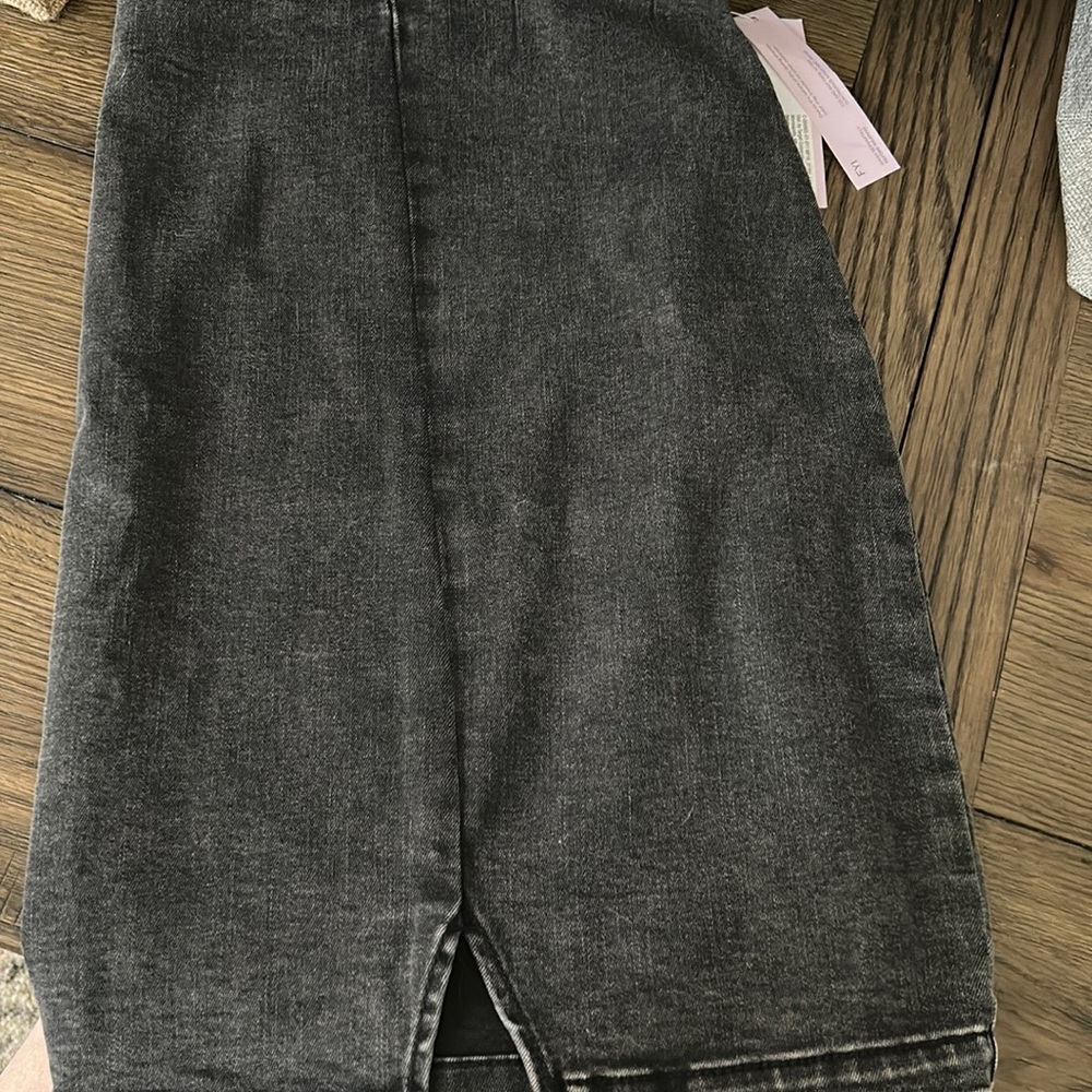 Denim skirt